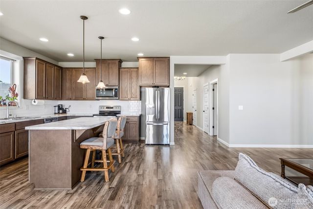 1019 Hilltop Ave NE, Quincy, WA 98848