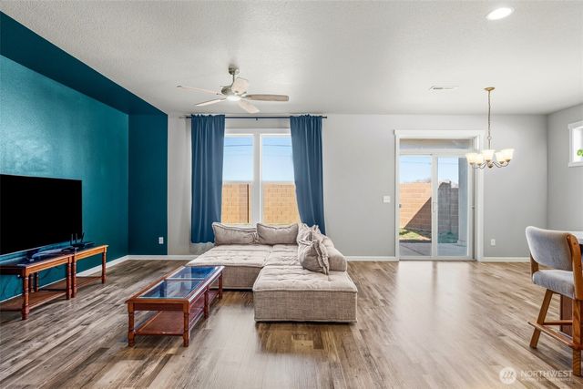 1019 Hilltop Ave NE, Quincy, WA 98848