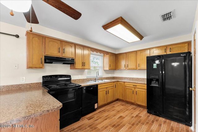 1636 MARY BETH Drive, Middleburg, FL 32068