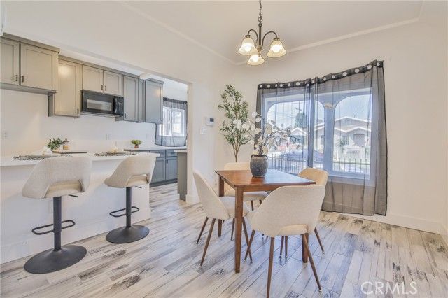 8110 S Denker, Los Angeles, CA 90047