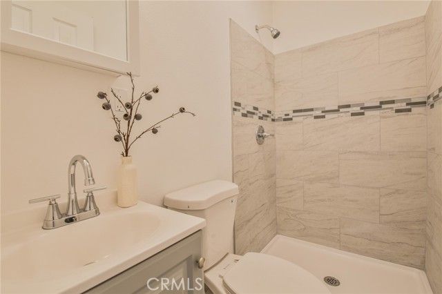 8110 S Denker, Los Angeles, CA 90047