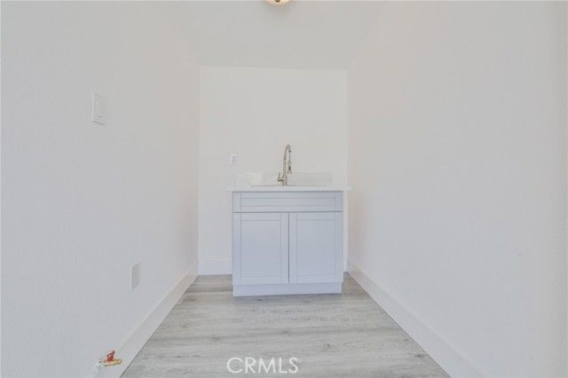 8110 S Denker, Los Angeles, CA 90047