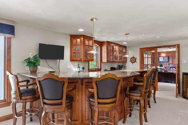 94 HIDDEN ACRES COURT, Appleton, WI 54915