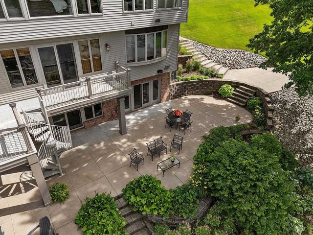 94 HIDDEN ACRES COURT, Appleton, WI 54915