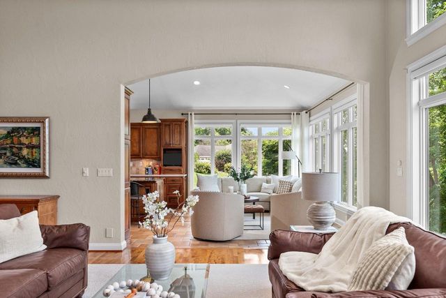 94 HIDDEN ACRES COURT, Appleton, WI 54915