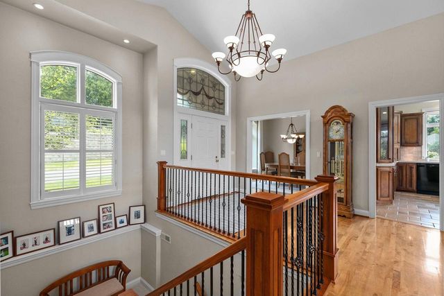 94 HIDDEN ACRES COURT, Appleton, WI 54915