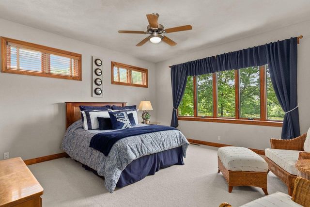 94 HIDDEN ACRES COURT, Appleton, WI 54915