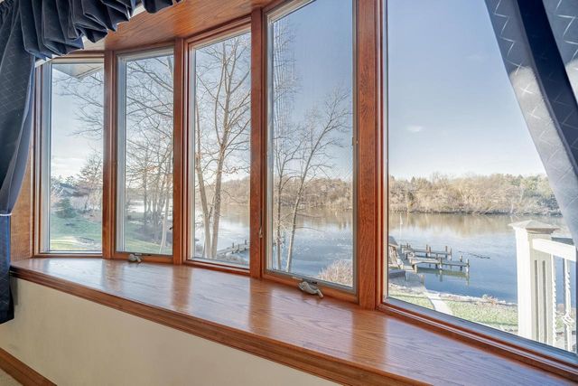 94 HIDDEN ACRES COURT, Appleton, WI 54915