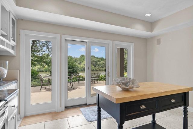 94 HIDDEN ACRES COURT, Appleton, WI 54915