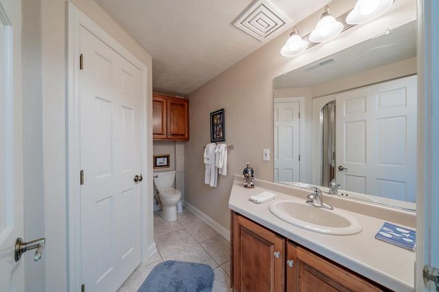 94 HIDDEN ACRES COURT, Appleton, WI 54915