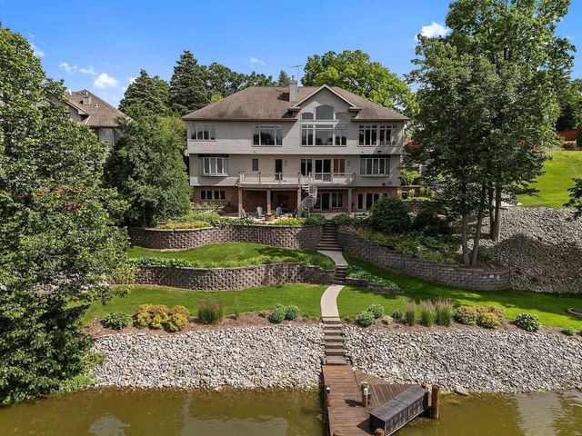 94 HIDDEN ACRES COURT, Appleton, WI 54915