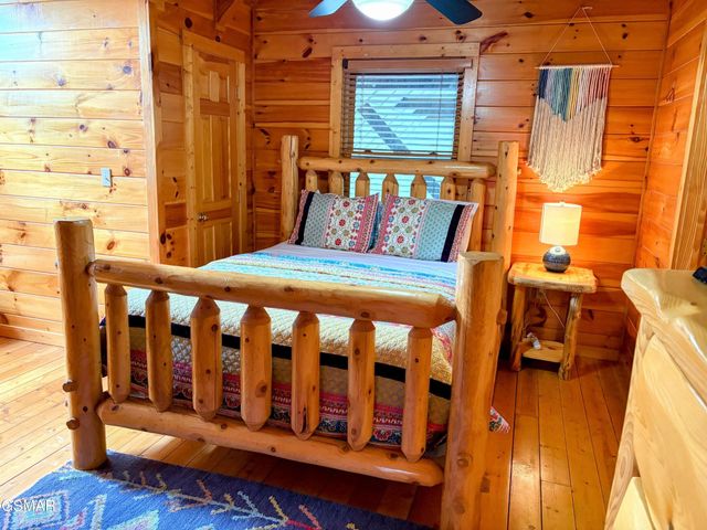 2748 Cats Paw Lane, Sevierville, TN 37862