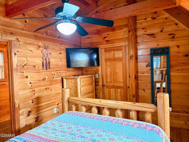 2748 Cats Paw Lane, Sevierville, TN 37862