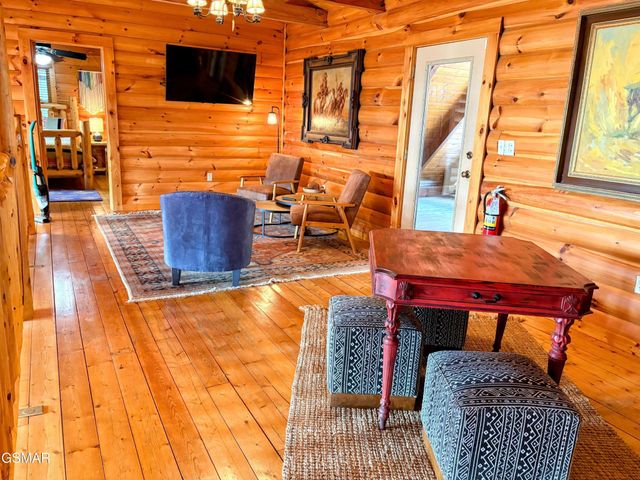 2748 Cats Paw Lane, Sevierville, TN 37862