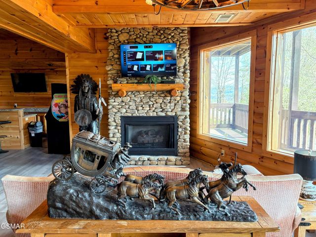 2748 Cats Paw Lane, Sevierville, TN 37862