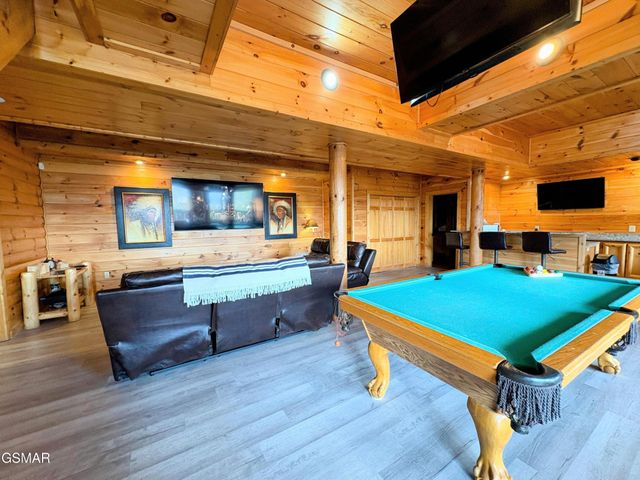 2748 Cats Paw Lane, Sevierville, TN 37862