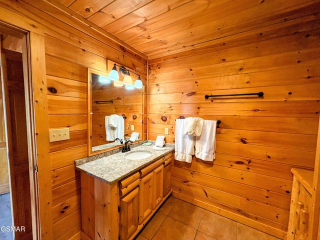 2748 Cats Paw Lane, Sevierville, TN 37862