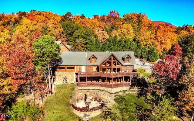 2748 Cats Paw Lane, Sevierville, TN 37862