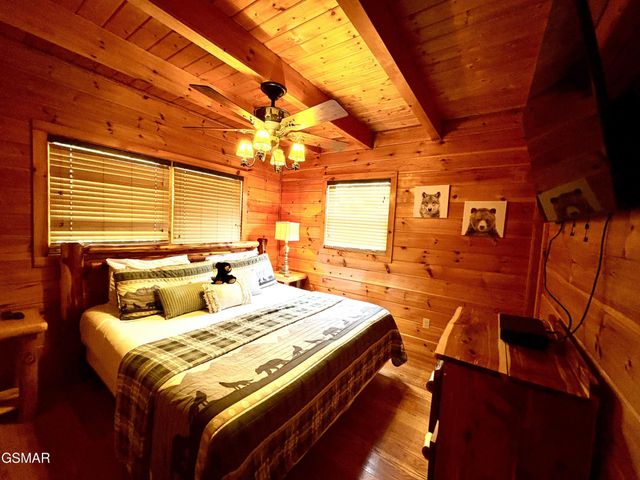 2748 Cats Paw Lane, Sevierville, TN 37862
