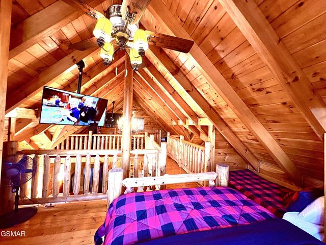 2748 Cats Paw Lane, Sevierville, TN 37862