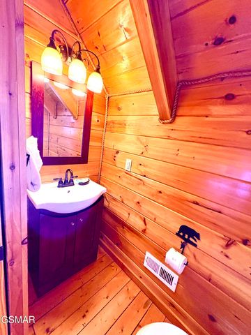 2748 Cats Paw Lane, Sevierville, TN 37862