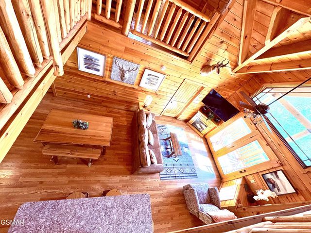 2748 Cats Paw Lane, Sevierville, TN 37862