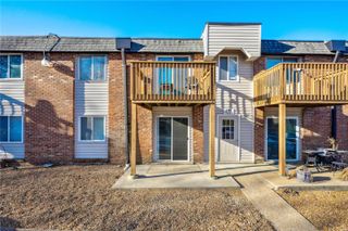 2781 Blackforest Drive B, St Louis, MO 63129
