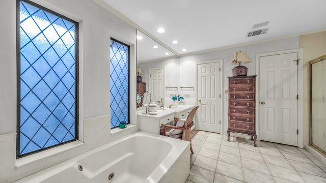 4708 Shady Ridge Court, Fort Worth, TX 76109