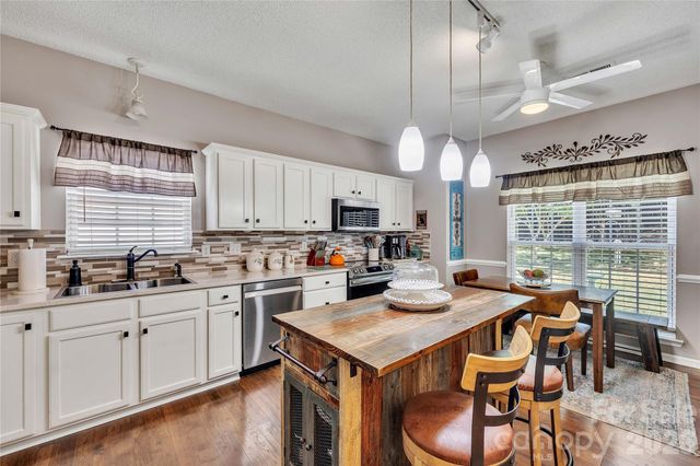1187 Tufton Place NW, Concord, NC 28027