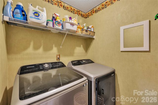 1187 Tufton Place NW, Concord, NC 28027