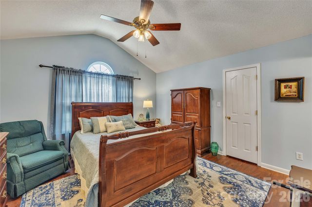 1187 Tufton Place NW, Concord, NC 28027