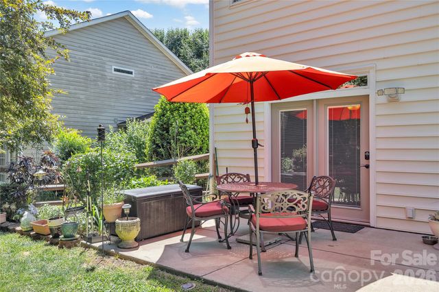 1187 Tufton Place NW, Concord, NC 28027
