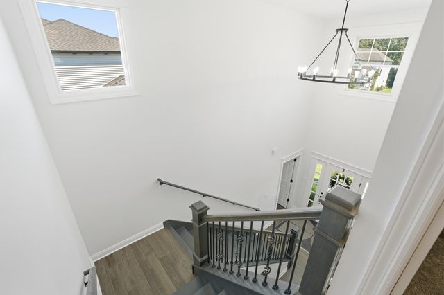 2047 Louis Drive, Crown Point, IN 46307