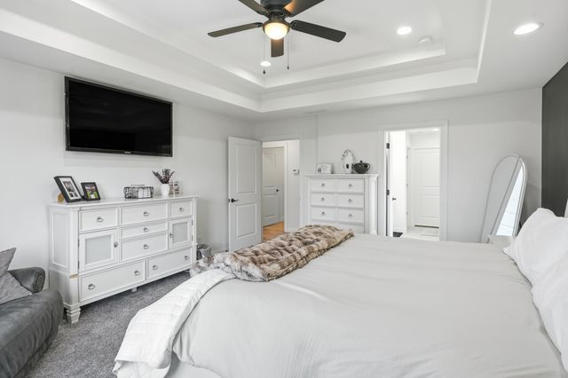 2047 Louis Drive, Crown Point, IN 46307