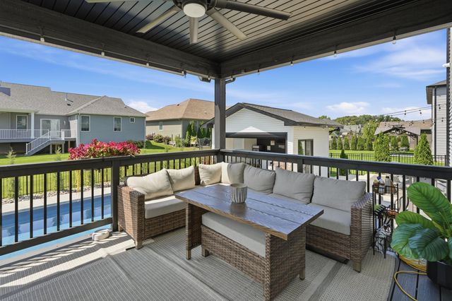 2047 Louis Drive, Crown Point, IN 46307