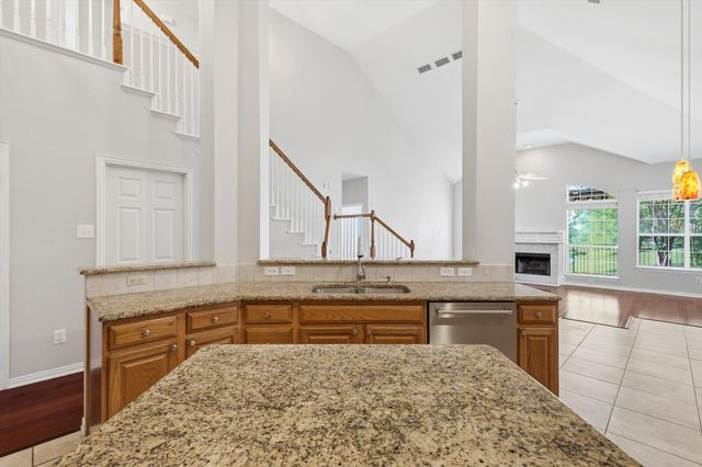 103 Ranch Trail, Irving, TX 75063