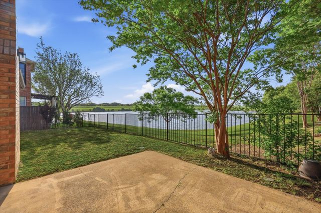 103 Ranch Trail, Irving, TX 75063