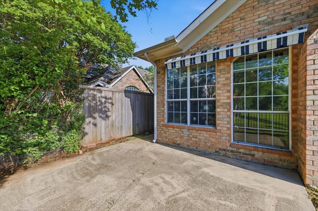 103 Ranch Trail, Irving, TX 75063