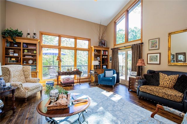 8652 Apple Park, Rogers, AR 72756