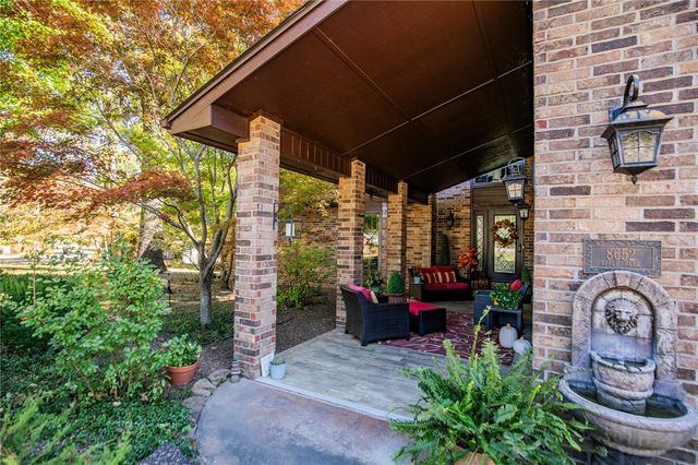 8652 Apple Park, Rogers, AR 72756