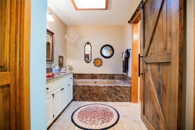 8652 Apple Park, Rogers, AR 72756