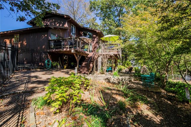 8652 Apple Park, Rogers, AR 72756