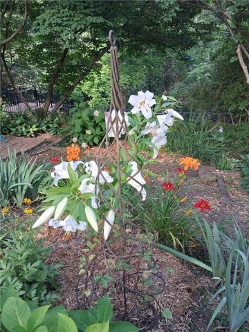 8652 Apple Park, Rogers, AR 72756