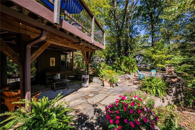 8652 Apple Park, Rogers, AR 72756