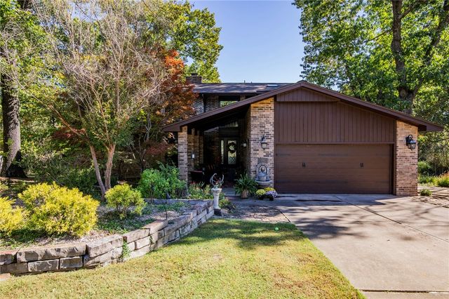 8652 Apple Park, Rogers, AR 72756