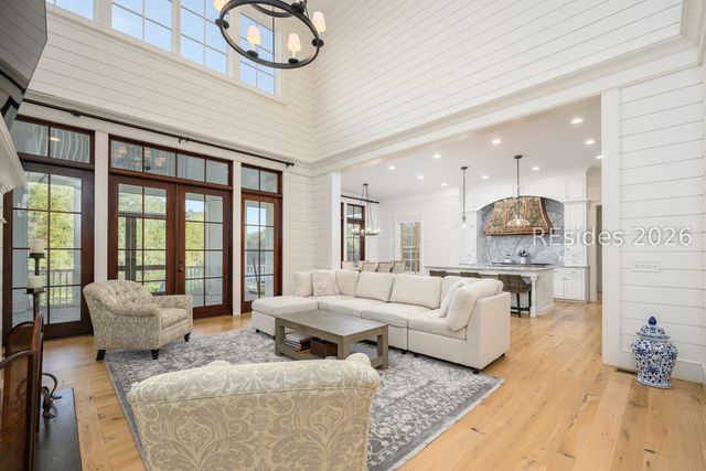 6 Game Land Rd, Bluffton, SC 29910