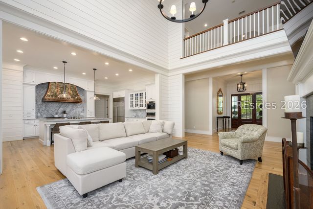 6 Game Land Rd, Bluffton, SC 29910