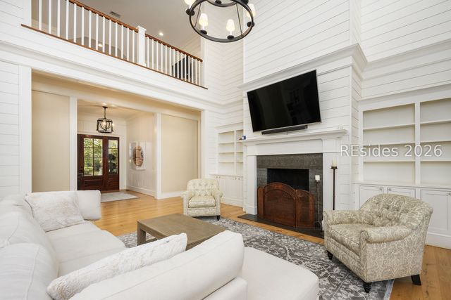 6 Game Land Rd, Bluffton, SC 29910