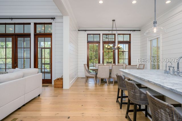 6 Game Land Rd, Bluffton, SC 29910