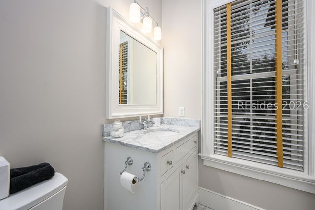 6 Game Land Rd, Bluffton, SC 29910